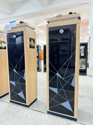 IP54 Boom Barrier Gate mit AC220/AC110 50/60HZ 1.5S-6S Öffnungs-/Schließzeit für kontrollierten Zugang und Fernbedienungsdistanz ≤30M